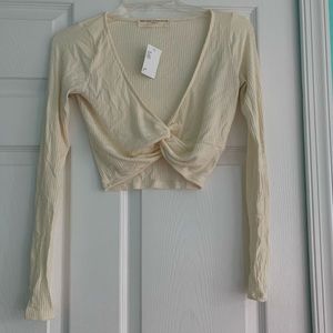 Cropped long sleeve top